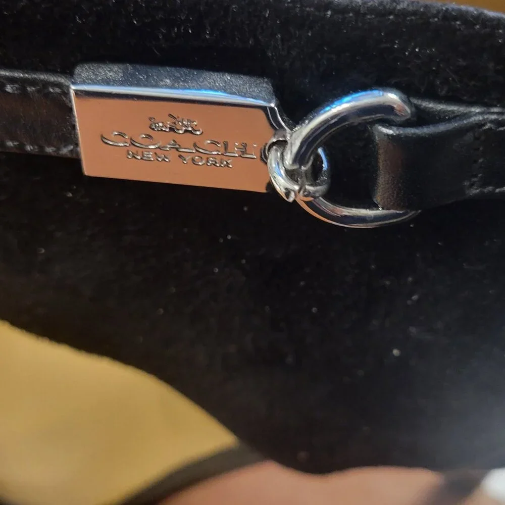 Coach Shoes - Size 7 - Picture 5 of 5